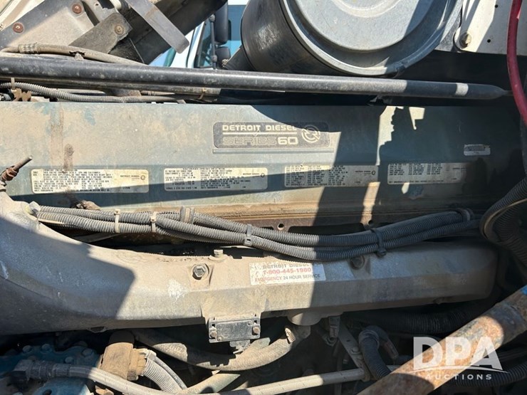 1998-freightliner-dry-tender-truck-(cp0654,-unit-28644)-image-9