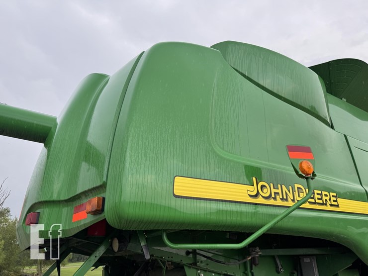 2006-john-deere-9760-sts-image-47