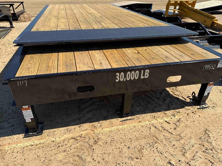 unused-x-star-20'-x-101"-loading-ramp-image-2