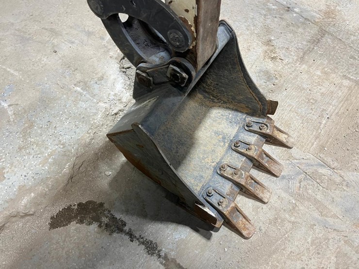 2018-bobcat-e20-image-10