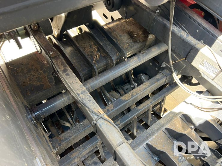 2017-massey-ferguson-2270-image-21