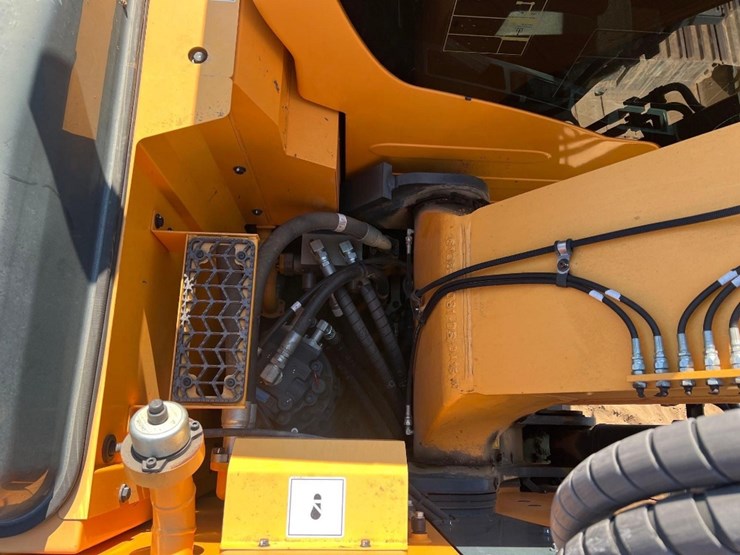 hyundai-hx235-lcr-image-21