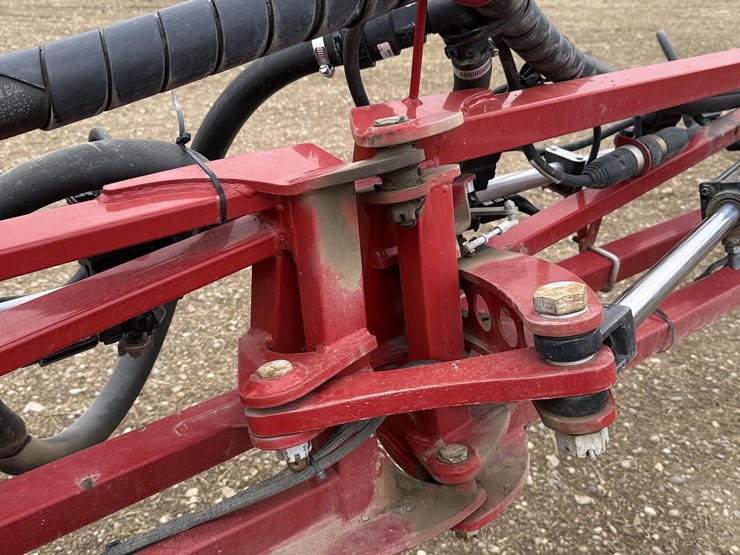 2020-case-ih-patriot-4440-image-26