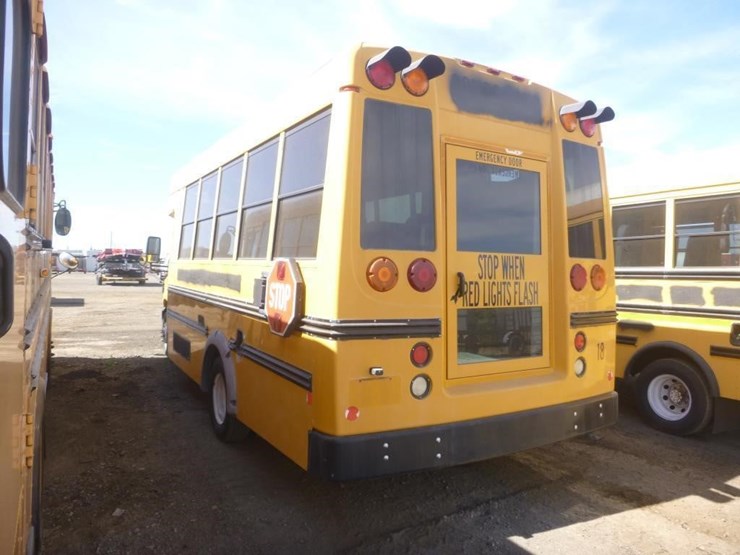 2009-ford-e450-image-4