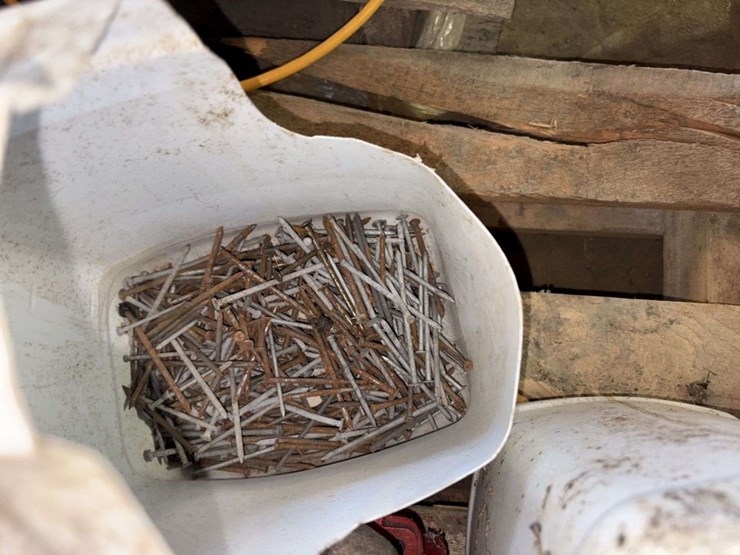 pallet-of:-hyd-fittings,-nails,-dolly-carts,-bike-tubes,-and-more,-buying-all-for-one-money-image-4