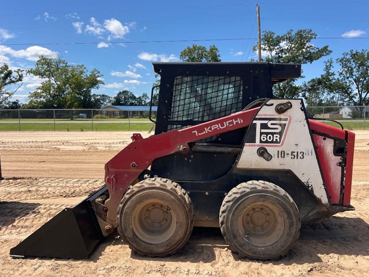 takeuchi-ts60r-image-1