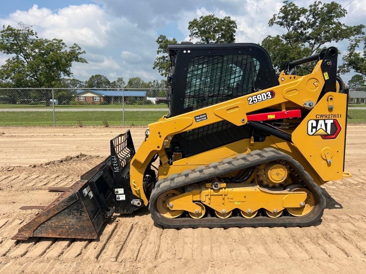 2023-caterpillar-259d3-image-1