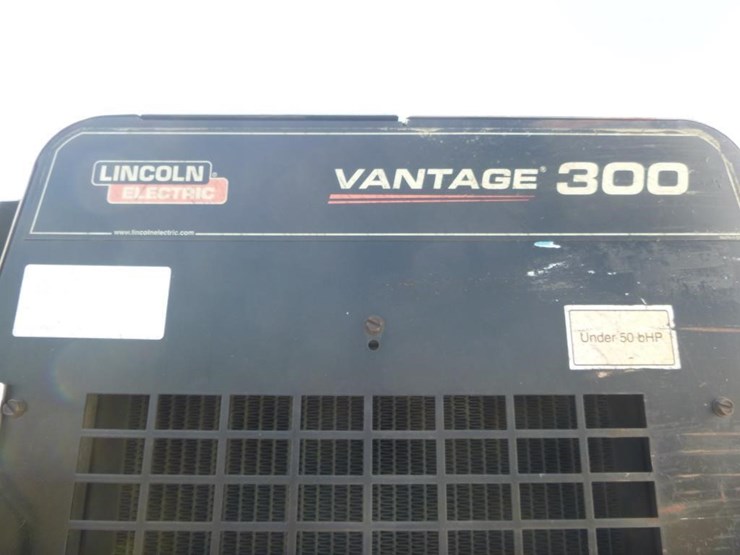 2011-international-durastar-4300-image-15