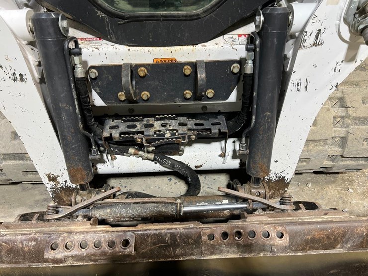 2021-bobcat-t770-image-10