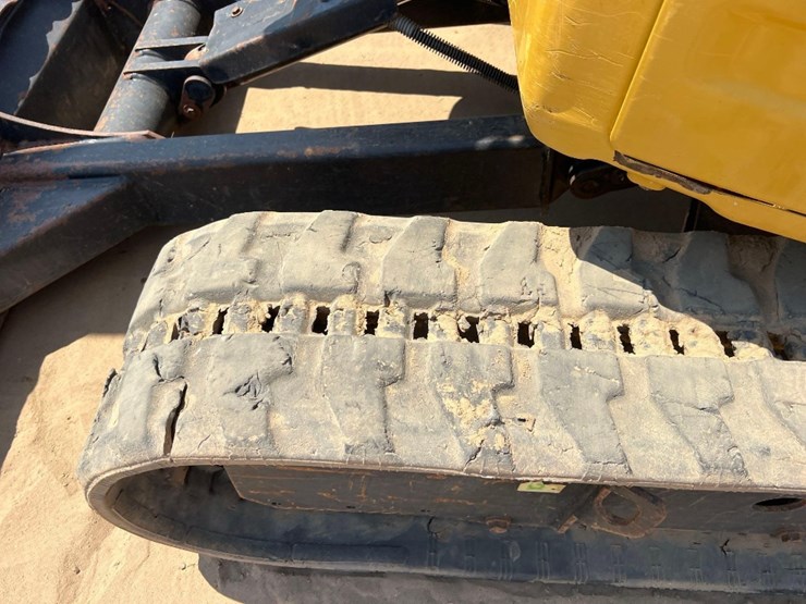 2016-caterpillar-303.5e2-cr-image-25