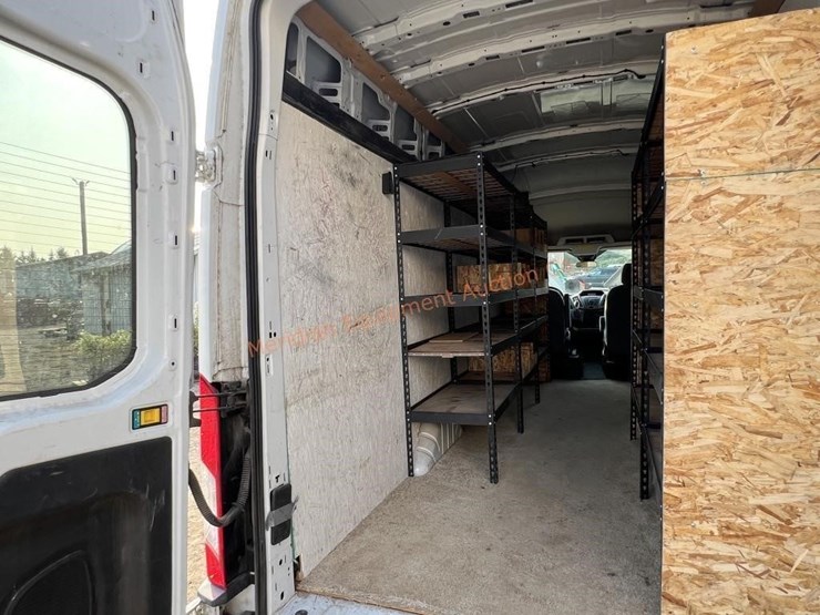 2016-ford-transit-image-24