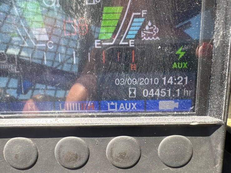 takeuchi-tl12v2-image-30