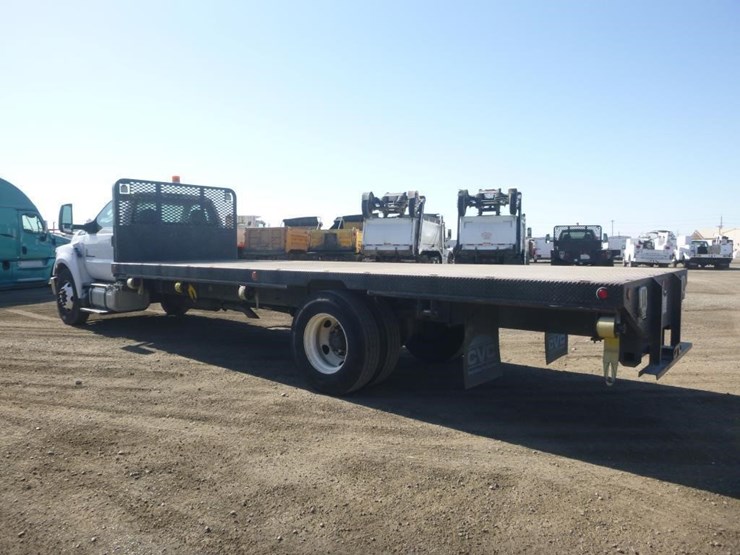 2017-ford-f650-image-4