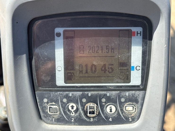 2019-kubota-kx057-4-image-32
