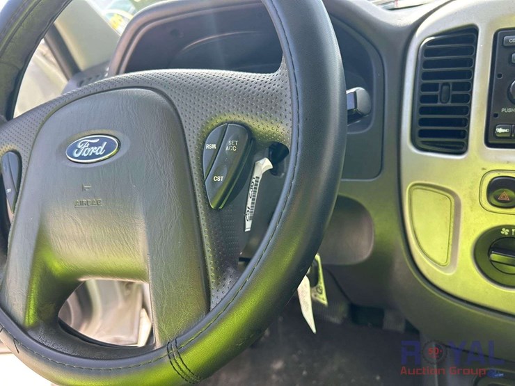 2007-ford-escape-image-15