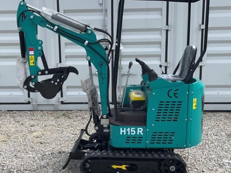 2025-cfg-h15r-mini-excavator-image-1