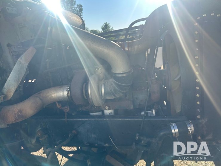1995-freightliner-truck-(pz13851,-unit-40173)-image-10
