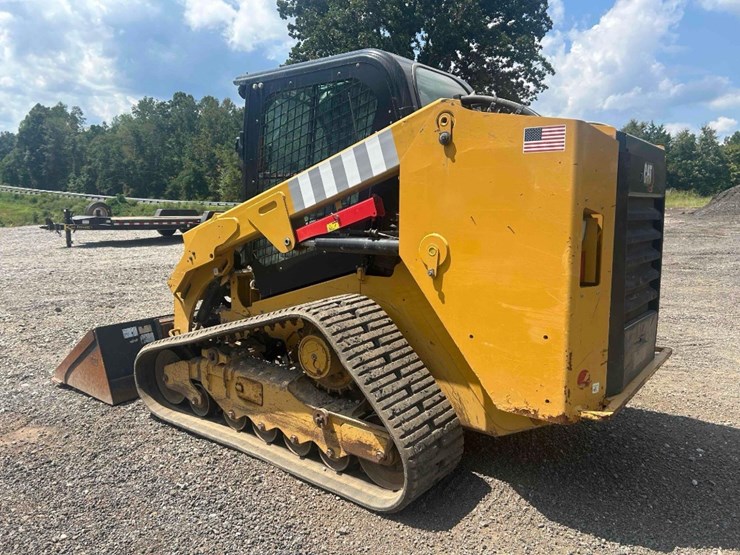 2022-caterpillar-279d3-image-2