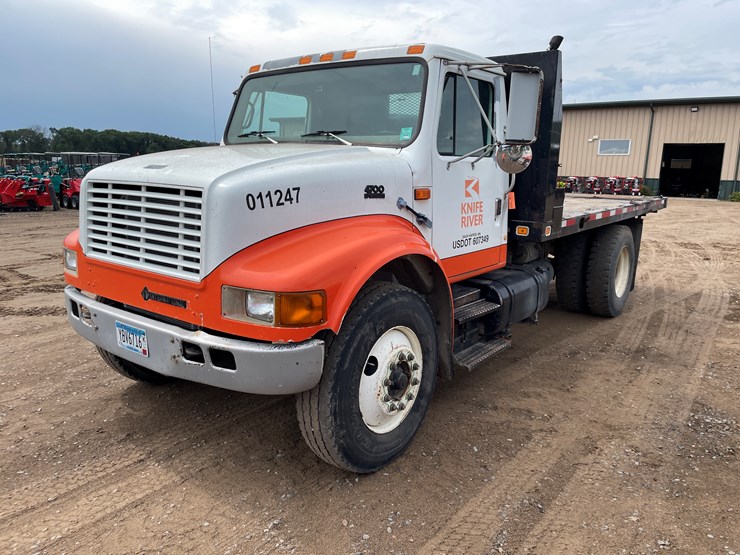 1998-international-4700-image-1
