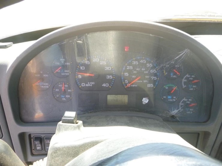 2006-international-durastar-4300-image-22