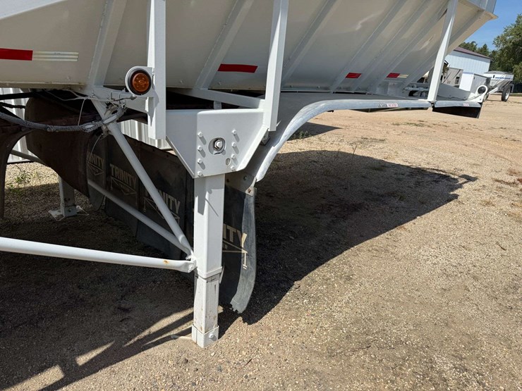 2013-trinity-live-bottom-trailer,-42’,-spring-ride,-power-roll-tarp,-new-paint-this-spring,-11r22.5-image-35