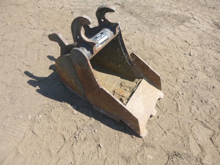 john-deere-12-image-2