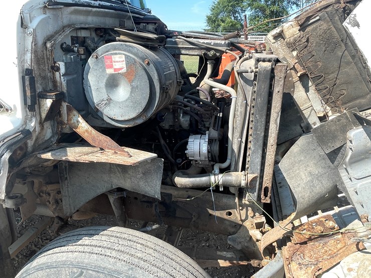 1991-ford-l8000-image-19