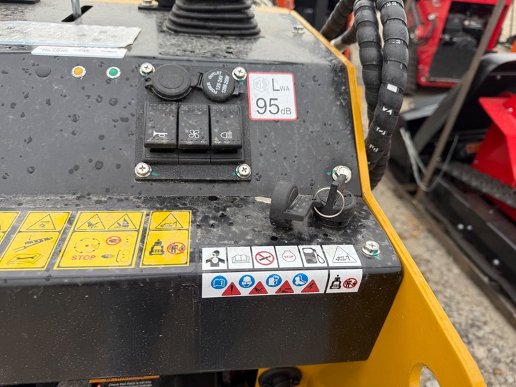 #220-•-#25424-•-unused-agt-mx-mrt14-compact-track-loader-image-11