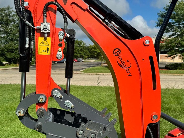 2025-industrial-qk20r-mini-excavator-...-unused-image-16
