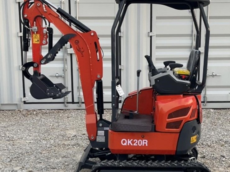 2025-cfg-qk20r-mini-excavator-image-1