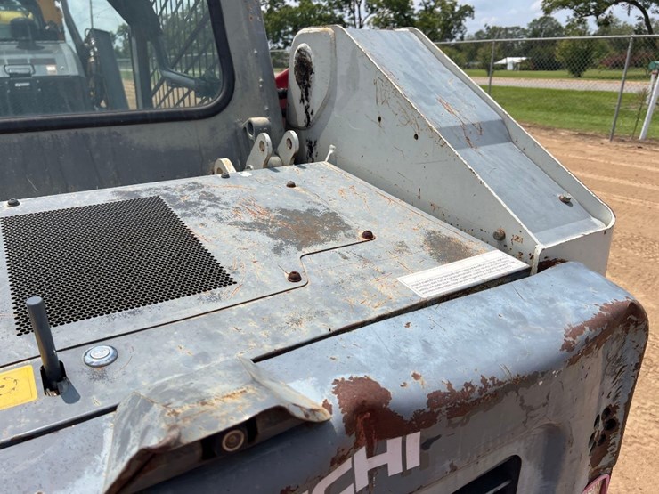 2019-takeuchi-tl6r-image-22