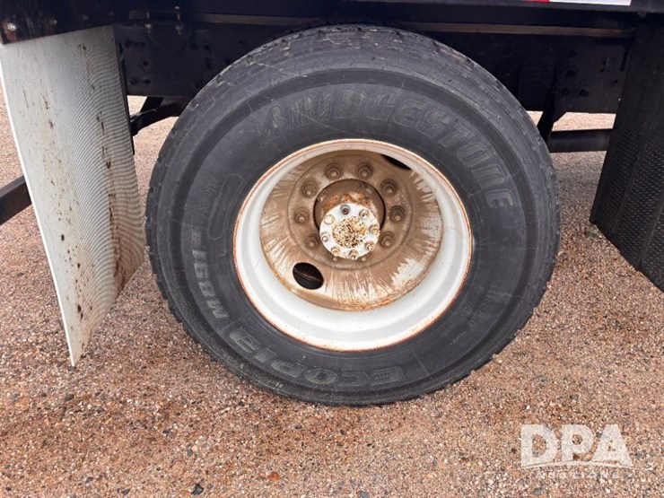 2006-international-durastar-4300-image-34