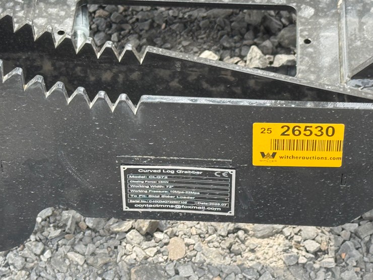 #2000-•-#26530-•-unused-giyi-gy-clg72c-skid-steer-curved-log-grabber-c-hxzmq722507103-image-8