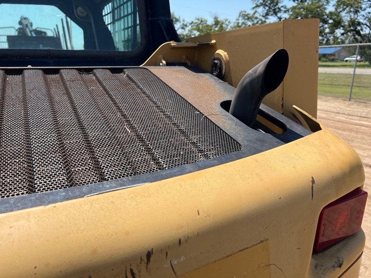 2008-caterpillar-226b2-image-19