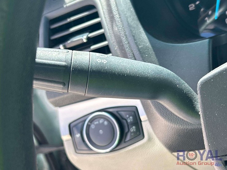 2014-ford-explorer-image-16