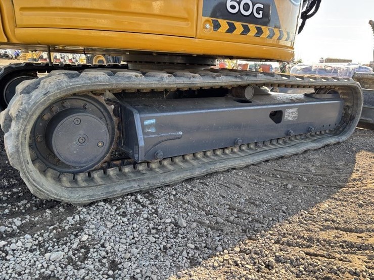 2023-deere-60g-image-23