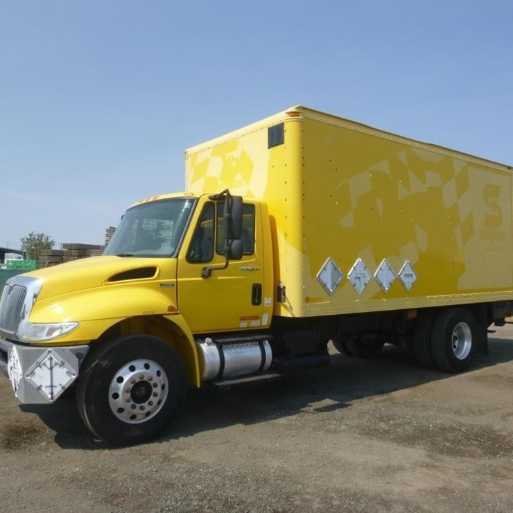 2009 INTERNATIONAL DURASTAR 4300