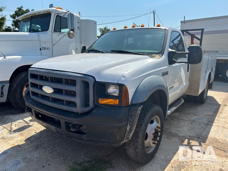 2006-ford-f450-xl-image-1