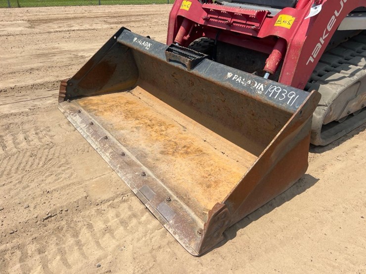 2021-takeuchi-tl8r2-image-9