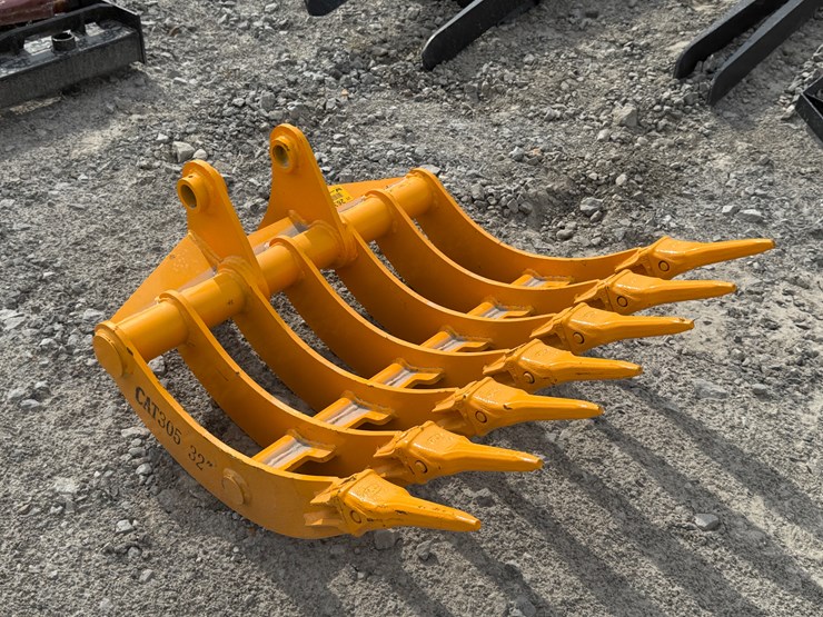 2000-caterpillar-305-image-2