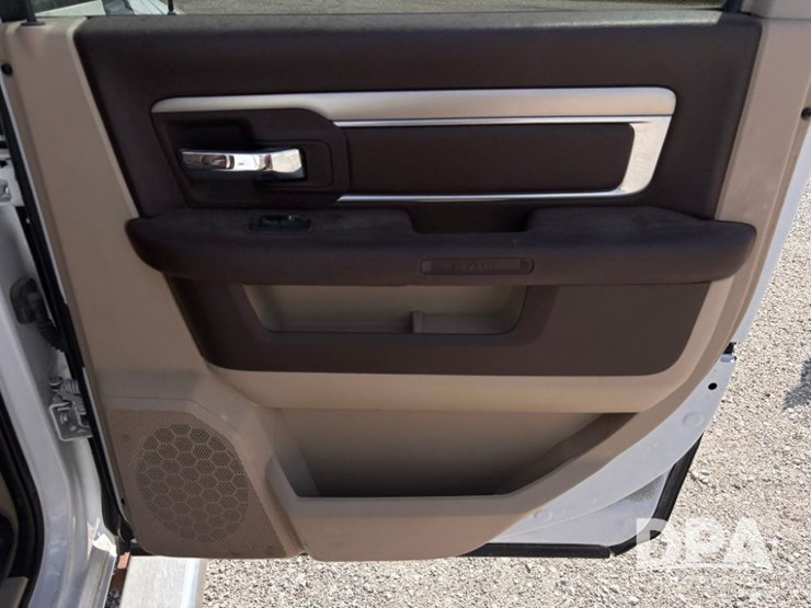 2016-dodge-ram-2500-image-56