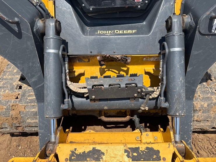 2020-deere-331g-image-18