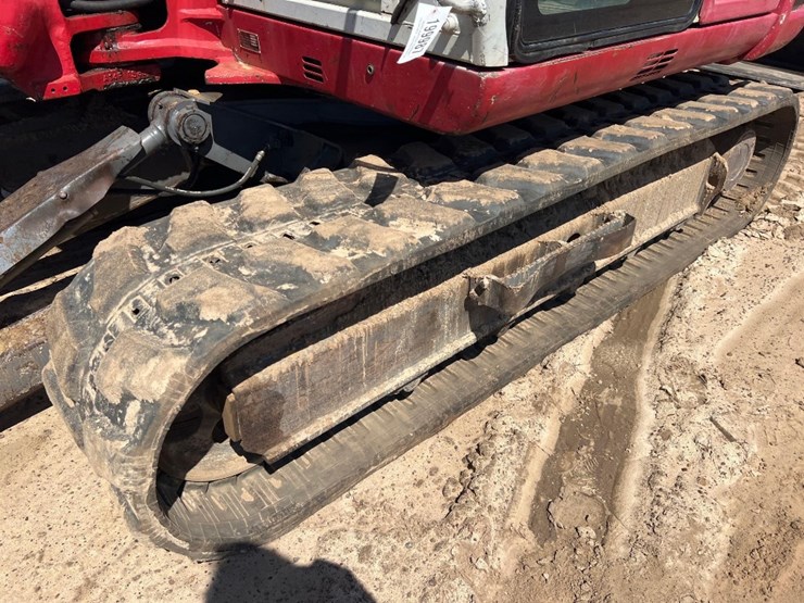 2015-takeuchi-tb290-image-9
