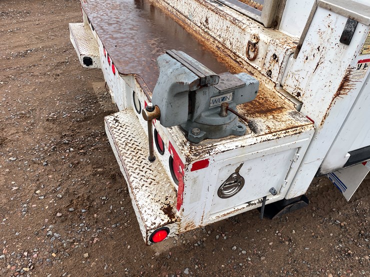 2006-ford-f650-image-12