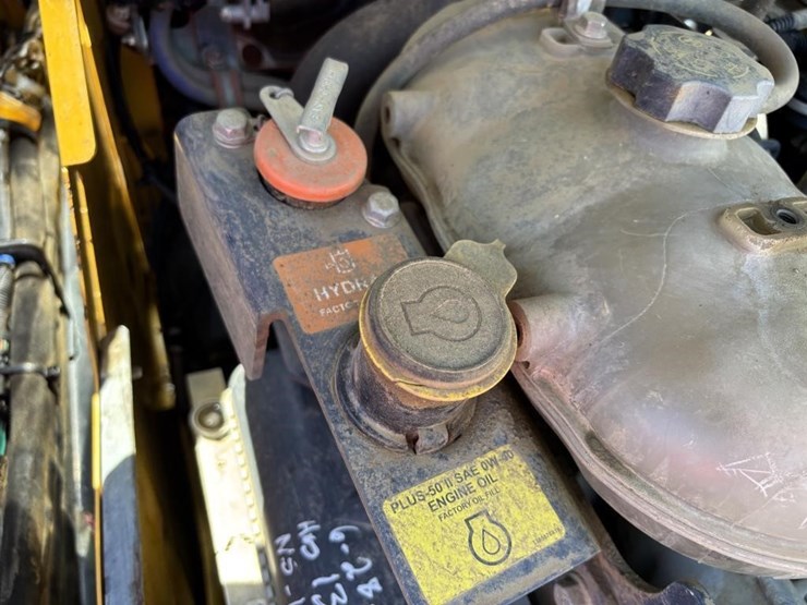 2019-deere-333g-image-42