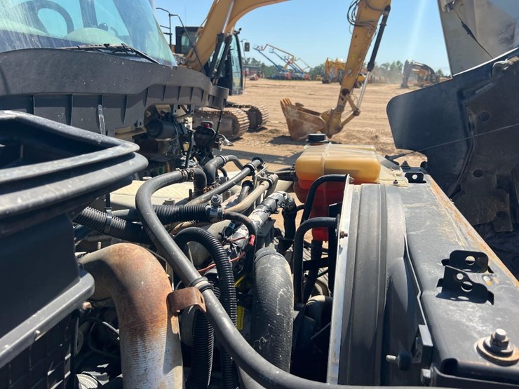 2012-international-durastar-4400-image-13