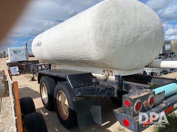 fiberglass-liquid-pup-trailer-(dr12177)-image-4