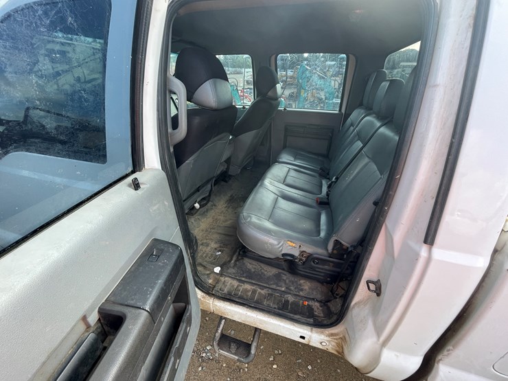 2012-ford-f250-image-27