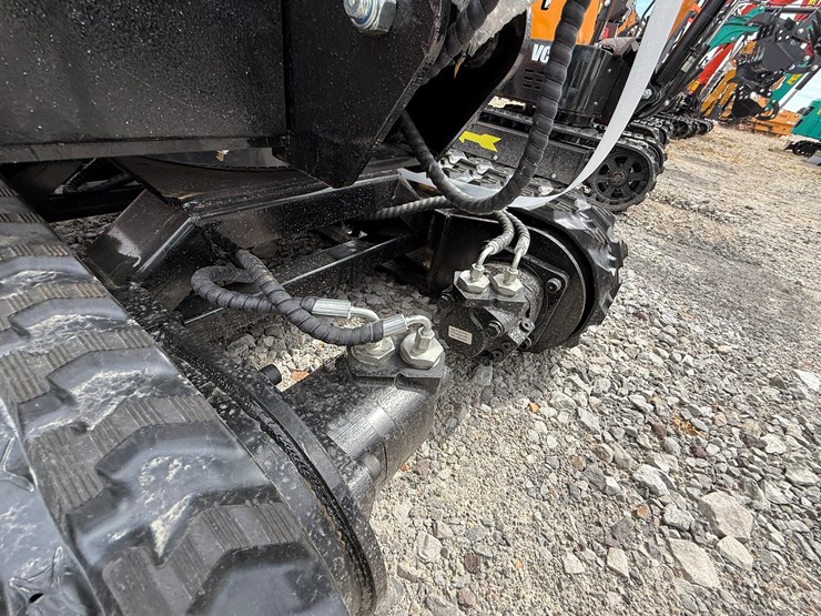 #220-•-#26486-•-unused-cfg-qh12r-mini-excavator-qh12r202507060556-image-19