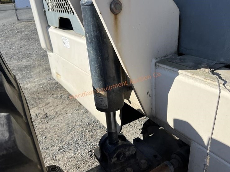 2005-terex-th1056-image-19